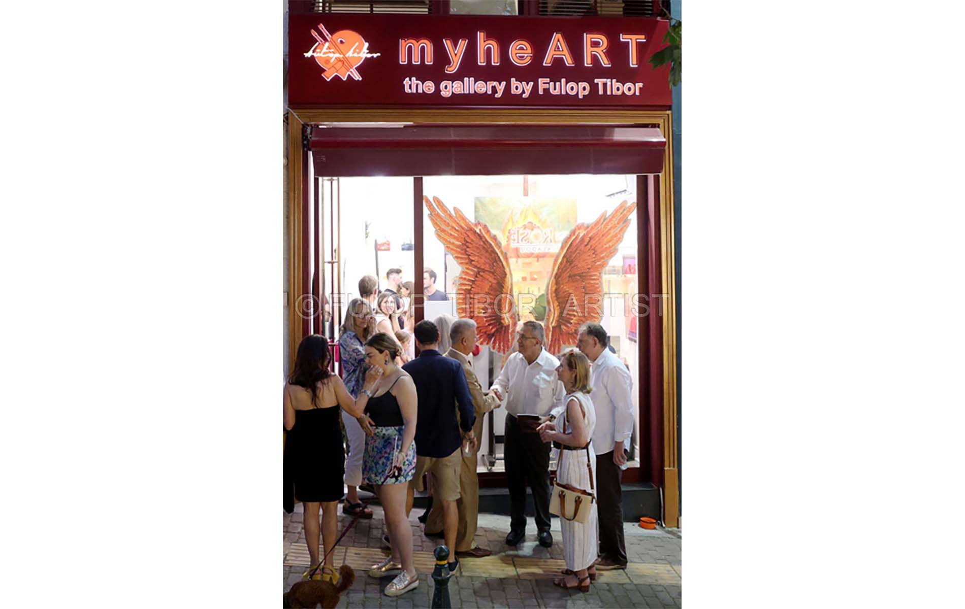 myheART Front Window - Exterior